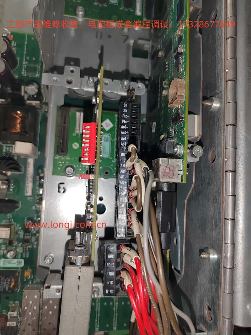 powerflex 750內(nèi)部結(jié)構(gòu)和端子圖.jpg powerflex 750內(nèi)部結(jié)構(gòu)和端子圖.jpg