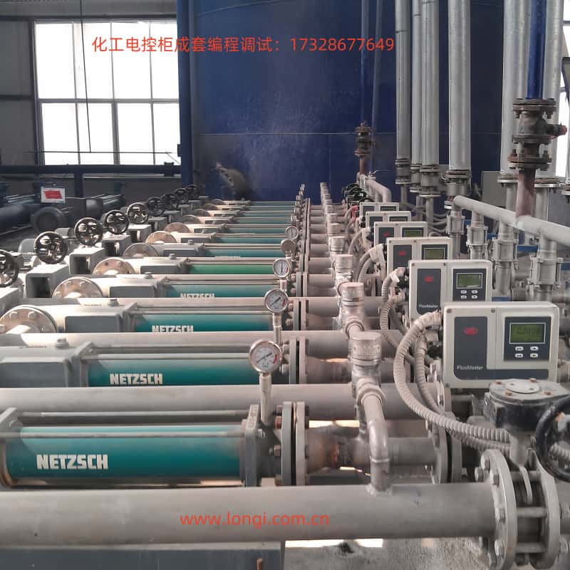 計量泵工作現(xiàn)場.jpg 計量泵工作現(xiàn)場.jpg